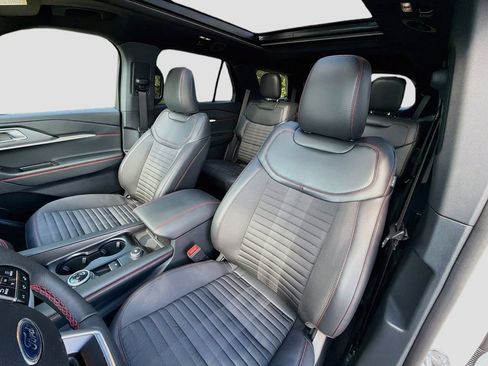 New 2026 Ford Explorer ST-Line AWD/4WD image 24