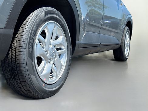 New 2026 Hyundai Venue SE FWD image 14