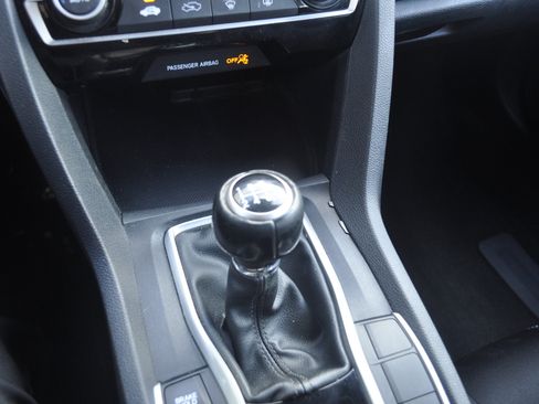 Used 2020 Honda Civic Sport image 23