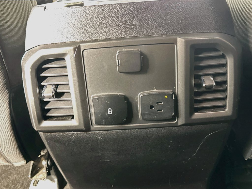 Used 2018 Ford F150 XLT w/ Equipment Group 302A Luxury AWD/4WD image 29