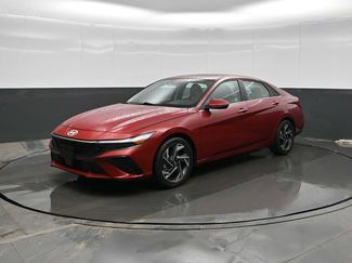 Certified 2025 Hyundai Elantra Limited video 1