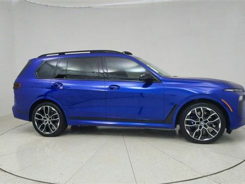 Used 2025 BMW X7 M60i image 68