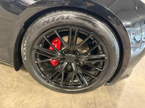 Used 2016 Chevrolet Camaro LT RWD image 4