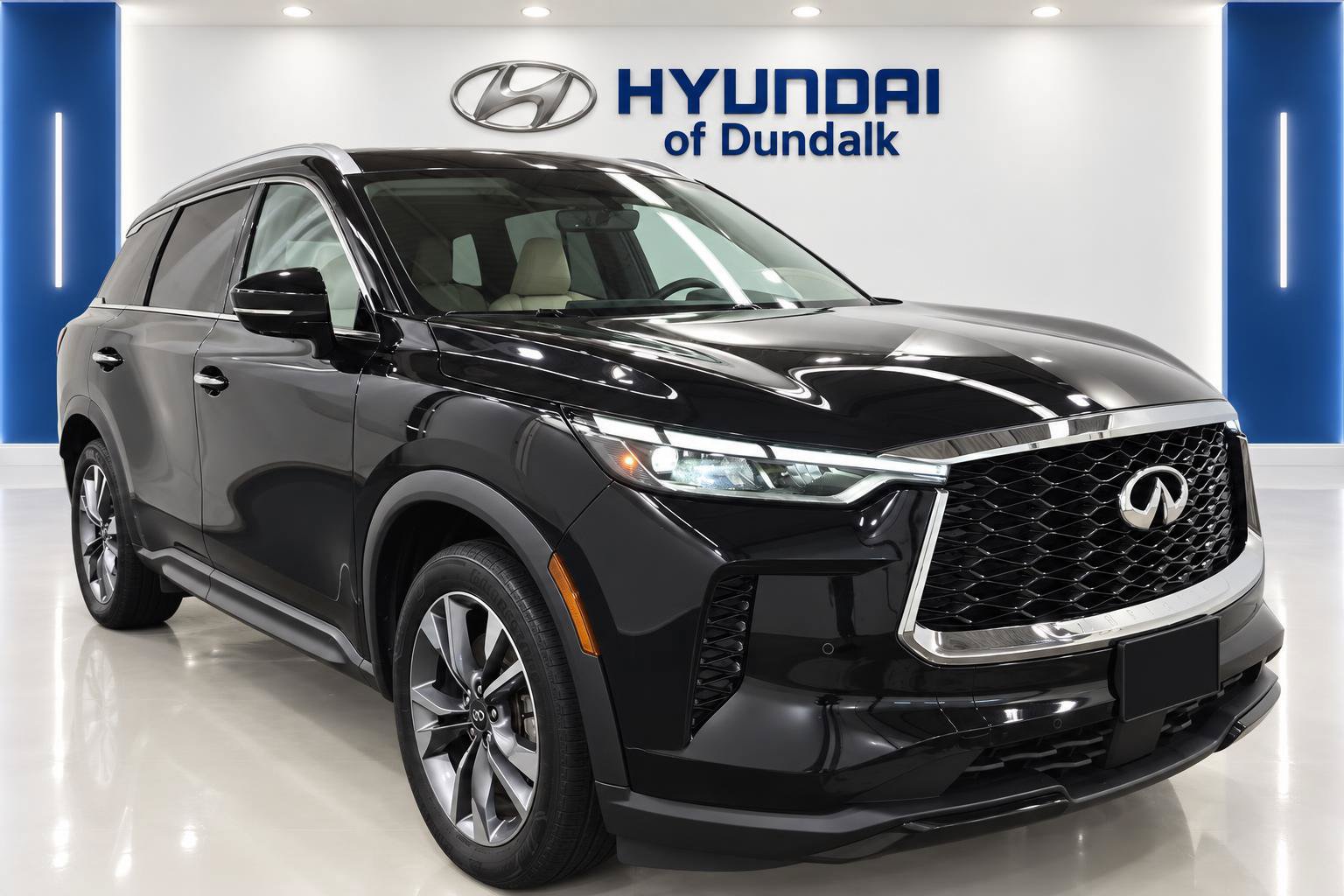 Used 2024 INFINITI QX60 Luxe AWD/4WD image 1