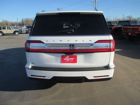 Used 2020 Lincoln Navigator L Reserve w/ Luxury Package image 5