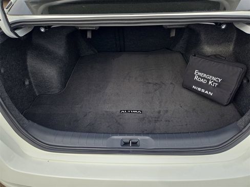 Certified 2025 Nissan Altima 2.5 S image 12