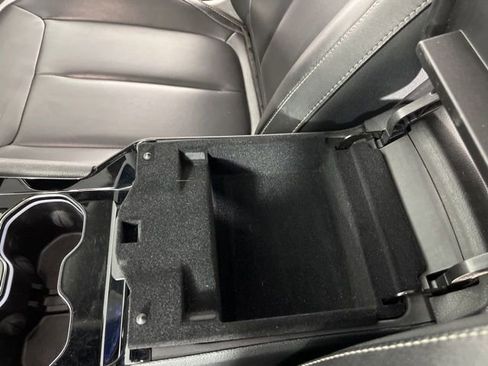 Used 2023 Jeep Grand Cherokee L Limited image 30