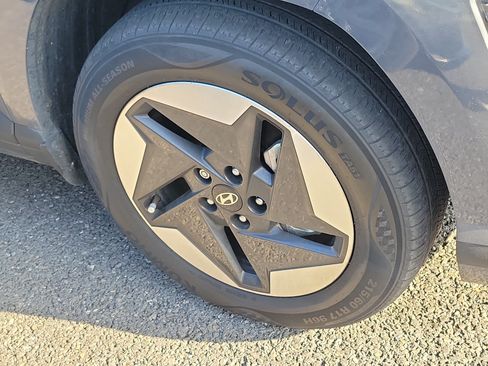 Used 2024 Hyundai Kona SEL FWD image 4
