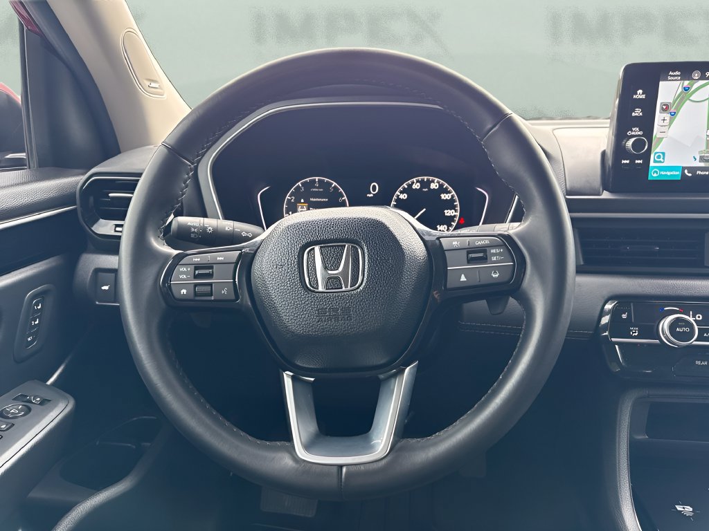Used 2025 Honda Pilot Touring image 13