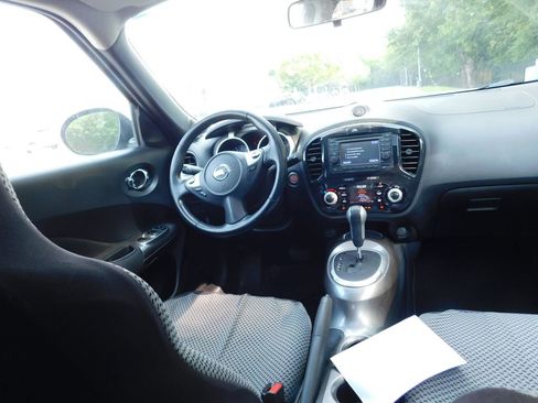 Used 2013 Nissan Juke SL AWD/4WD image 7