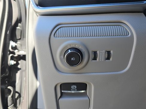 New 2025 Jeep Wagoneer Series II image 28