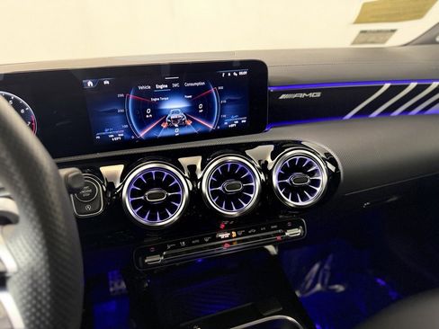 Used 2024 Mercedes-Benz CLA 35 AMG 4MATIC image 19