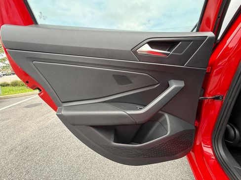 Used 2019 Volkswagen Jetta S w/ Driver Assistance Package image 8