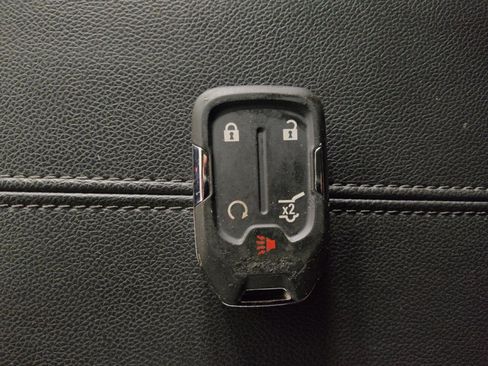 Used 2022 GMC Terrain SLE w/ Driver Convenience Package FWD image 27