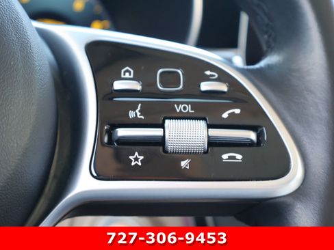 Certified 2022 Mercedes-Benz GLC 300 image 27