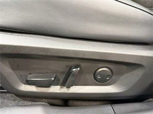 New 2026 Mitsubishi Outlander ES image 13