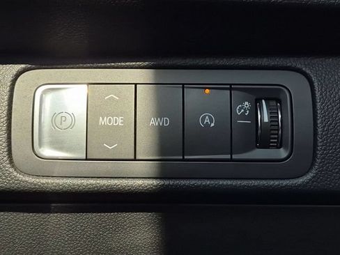 Used 2024 Chevrolet Traverse RS AWD/4WD image 17