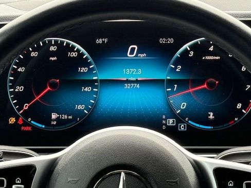 Used 2020 Mercedes-Benz GLE 350 4MATIC w/ Premium Package image 29