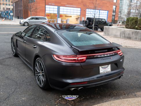 Used 2018 Porsche Panamera 4S AWD/4WD image 5