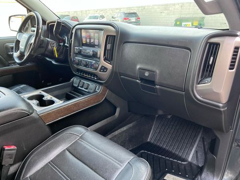 Used 2018 GMC Sierra 1500 Denali w/ Denali Ultimate Package image 18