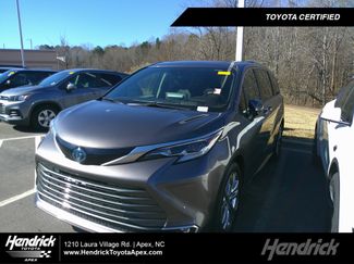 Used 2023 Toyota Sienna Platinum video 1