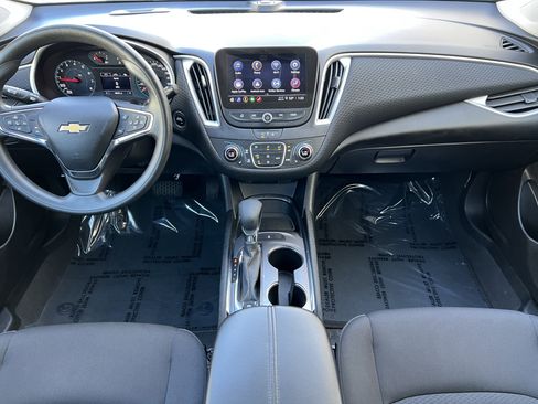 Used 2023 Chevrolet Malibu LT image 31