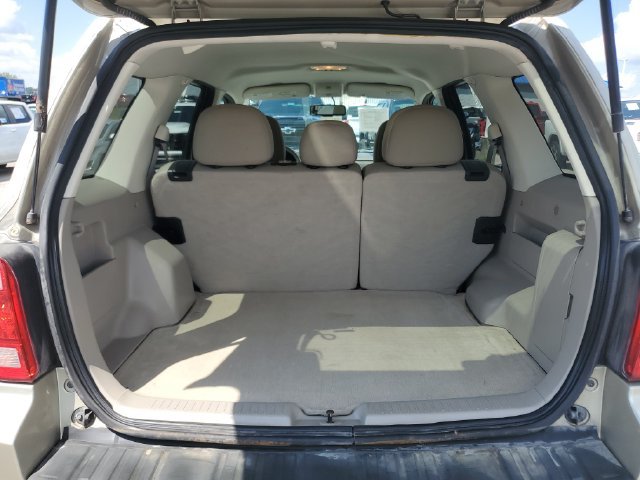 Used 2010 Ford Escape XLT FWD image 9