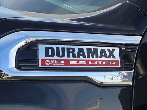 Used 2023 GMC Sierra 3500 Denali w/ Denali Black Diamond Edition image 31