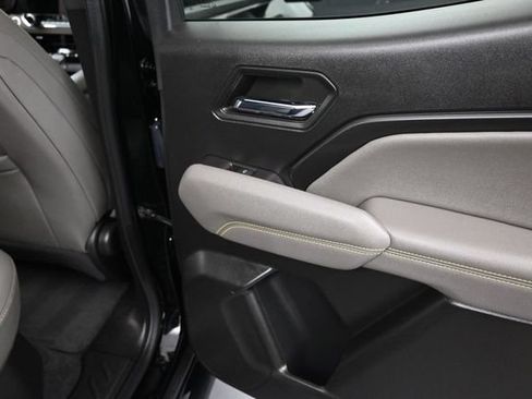 Used 2024 Chevrolet Colorado ZR2 AWD/4WD image 18