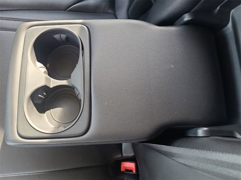 Used 2022 Ford Edge Titanium image 29