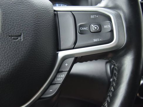 Used 2020 RAM 1500 Big Horn AWD/4WD image 35