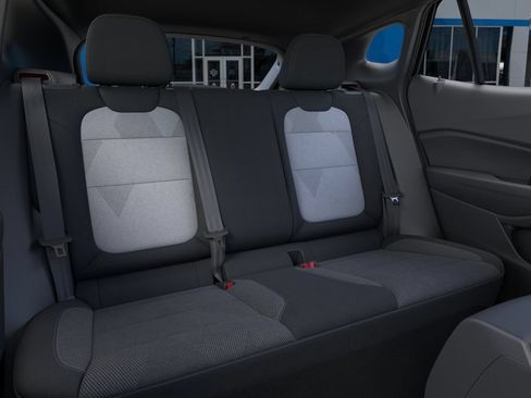 New 2026 Chevrolet Trax RS w/ Sunroof Package FWD image 17