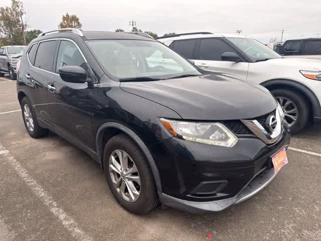 Used 2016 Nissan Rogue SV AWD/4WD image 2