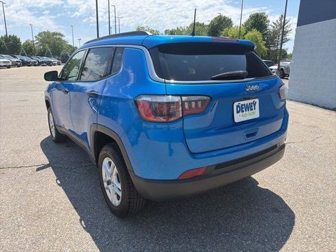 Used 2019 Jeep Compass Sport w/ Cold Weather Group AWD/4WD image 3
