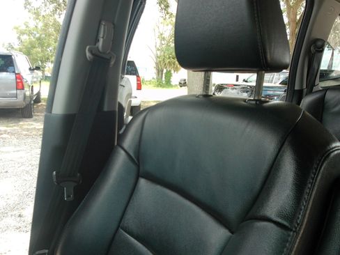 Used 2016 Honda Pilot Touring image 21