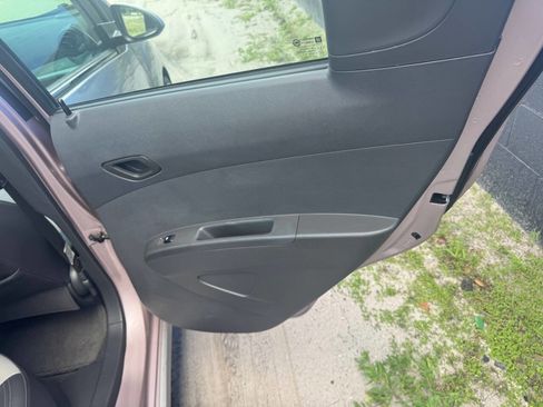 Used 2013 Chevrolet Spark LT image 21