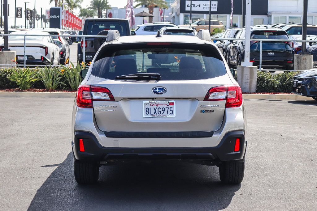 Used 2019 Subaru Outback 2.5i Limited w/ Popular Package #2 AWD/4WD image 6
