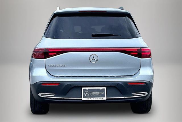 Certified 2025 Mercedes-Benz EQB 250+ image 6