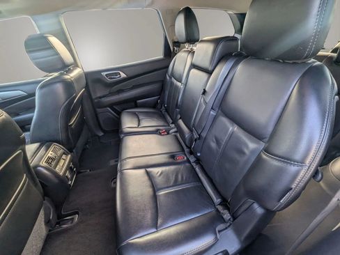 Used 2018 Nissan Pathfinder SL w/ SL Premium Package AWD/4WD image 21