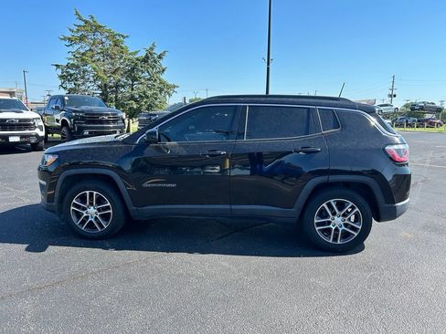 Used 2019 Jeep Compass Latitude FWD image 6