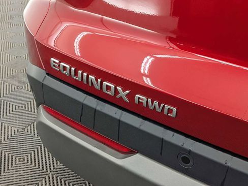 New 2026 Chevrolet Equinox LT image 12