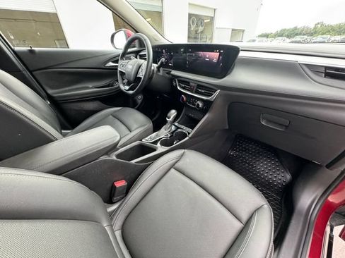 Used 2024 Buick Encore GX Sport Touring w/ Experience Buick Package FWD image 31