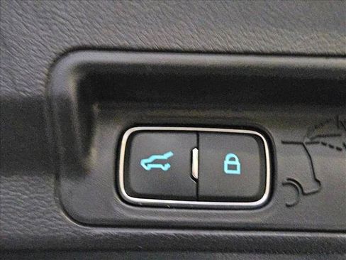 Used 2025 Ford Explorer ST-Line w/ Premium Package AWD/4WD image 27