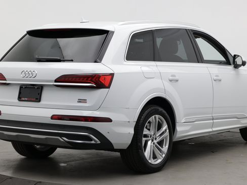 Used 2023 Audi Q7 2.0T Premium AWD/4WD image 10