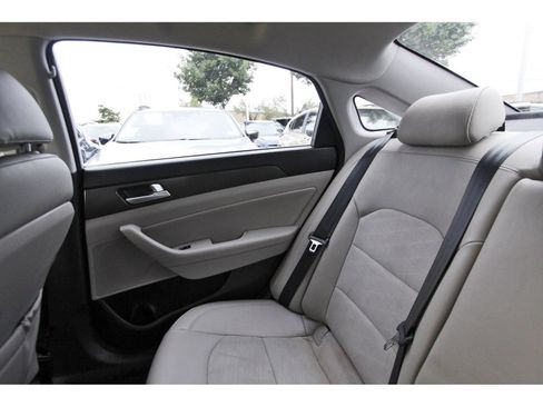 Used 2015 Hyundai Sonata Sport w/ Option Group 04 image 11