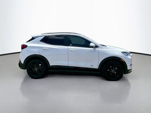 Used 2025 Buick Encore GX Sport Touring w/ Advanced Technology Package FWD image 8
