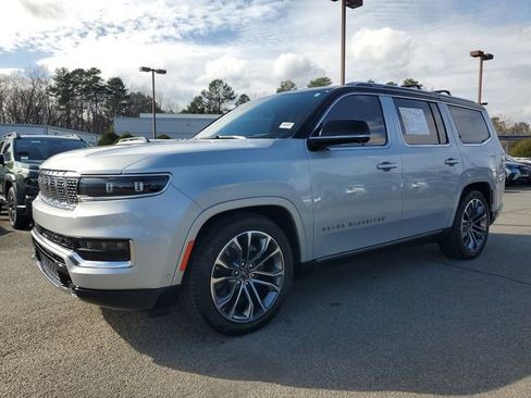 Used 2024 Jeep Grand Wagoneer Series III w/ HD Trailer Tow Package image 3