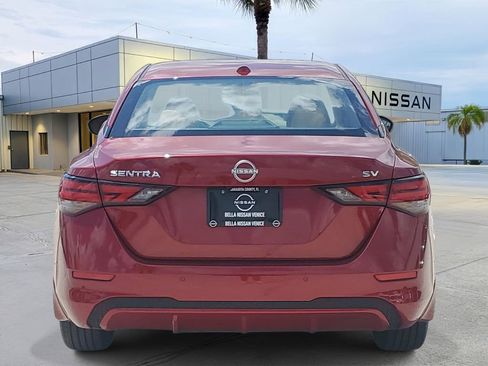 Certified 2024 Nissan Sentra SV w/ SV Premium Package FWD image 6
