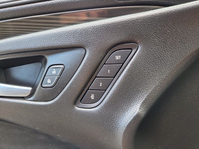 Used 2020 Buick Envision Essence FWD image 34