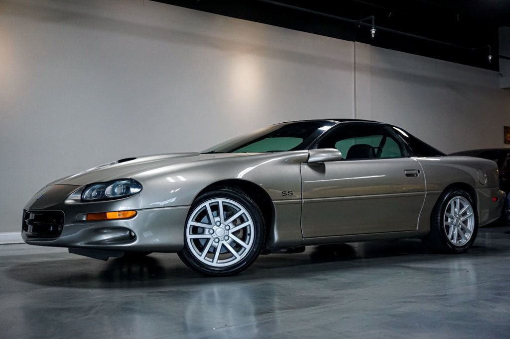 Used 2002 Chevrolet Camaro Z28 w/ SS Performance/Appearance Pkg RWD image 69